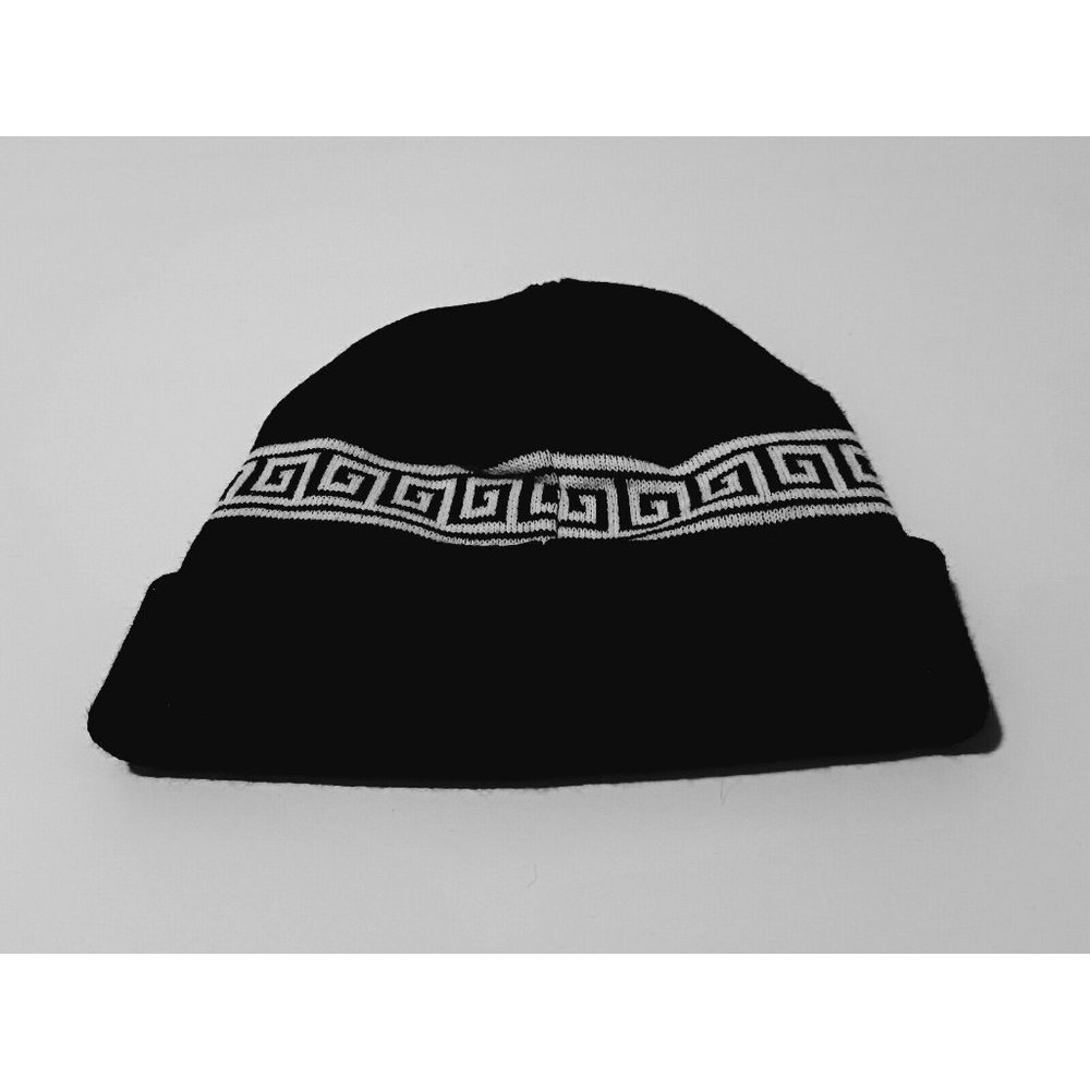 Breezy Excursion Black and White Pattern Beanie Best NWOT Unisex - Picture 6 of 9